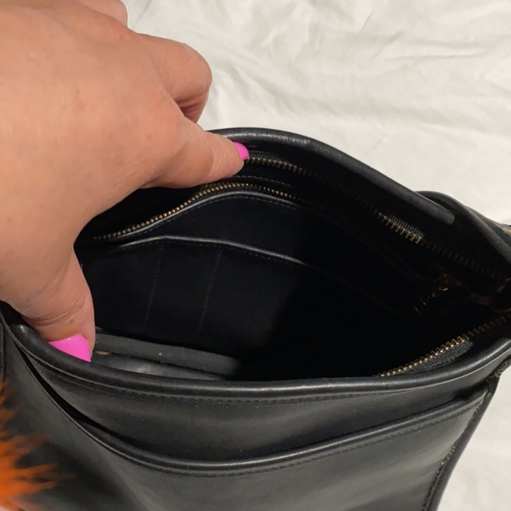 Handbag - Picture 6 of 6